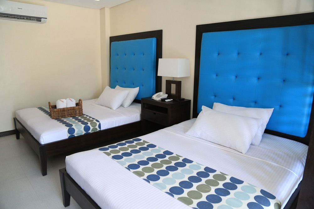 Puerto Del Sol Beach Resort And Hotel Club Bolinao Pangasinan מראה חיצוני תמונה