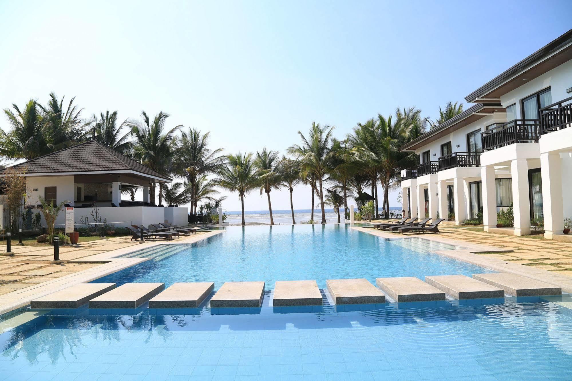 Puerto Del Sol Beach Resort And Hotel Club Bolinao Pangasinan מראה חיצוני תמונה